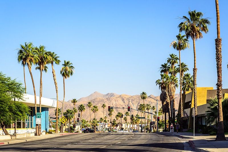 Palm Springs, California: Hot Deals, Literally