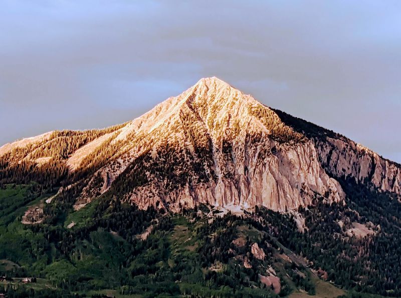 A Massive Vertical Drop That Makes Runs Memorable