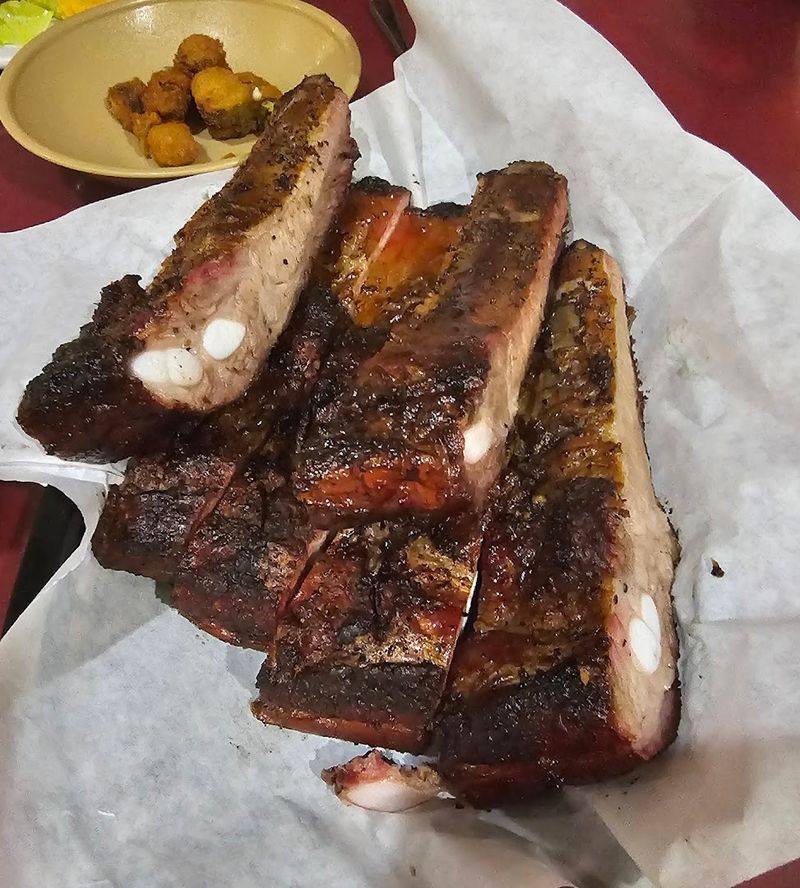 Free Ribs Before Your Meal Even Starts