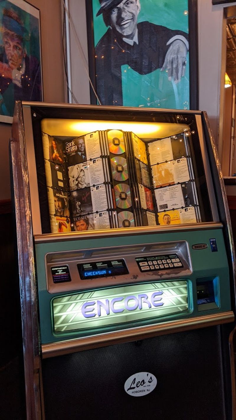 The Jukebox That Sets the Mood