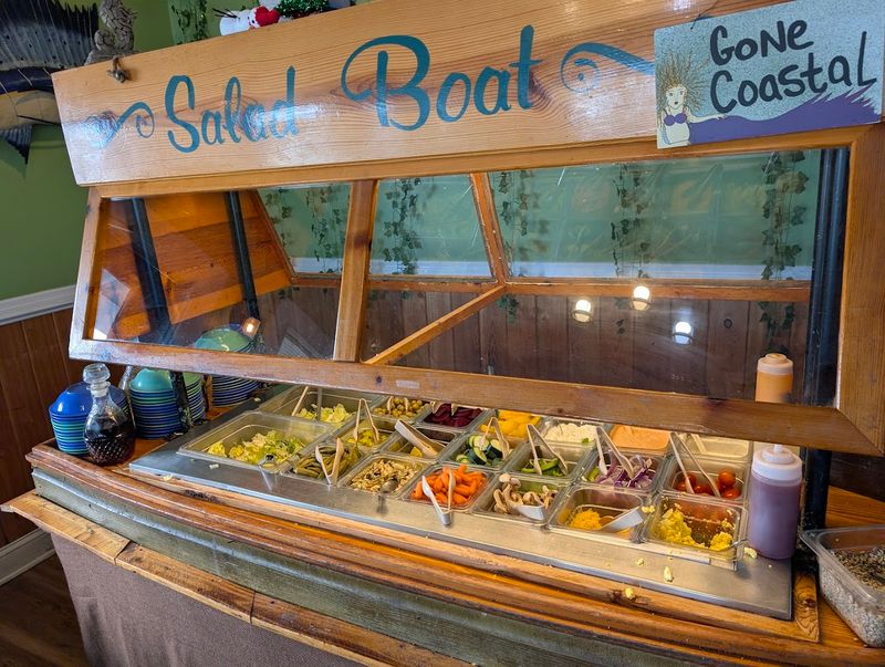 The Salad Bar: A Surprisingly Solid Addition