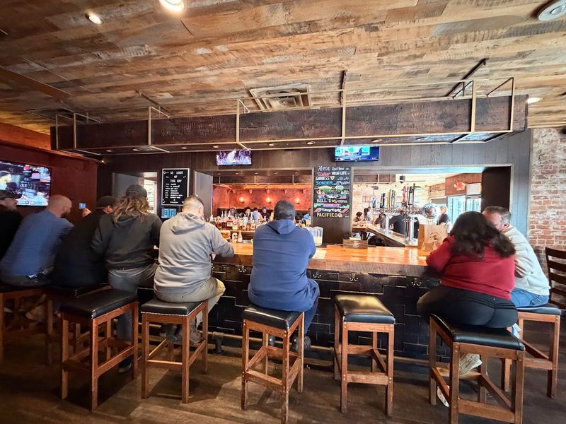 Ohio: The Eagle, Cincinnati