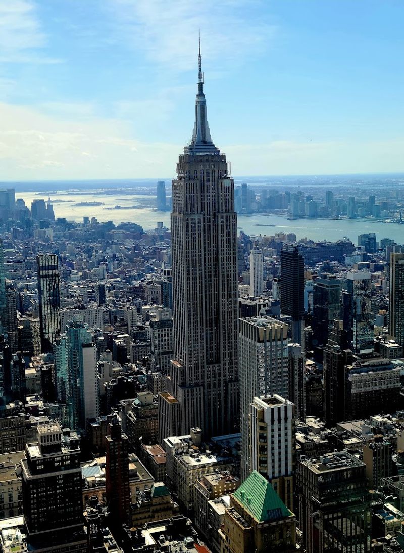 Empire State Building, New York: The Classic Skyline View That Never Gets Old