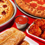 One of Florida’s Last Classic Pizza Huts Is a Total Time Capsule