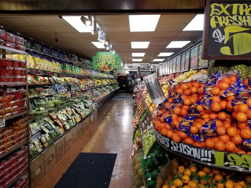 What Makes It Feel Different From a Chain Supermarket