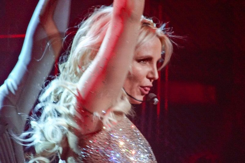 Britney Spears - Toxic (2003)