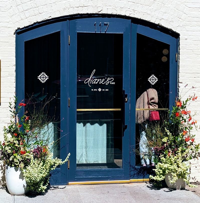 Diane's Place (Minneapolis) — The New Face of Tradition