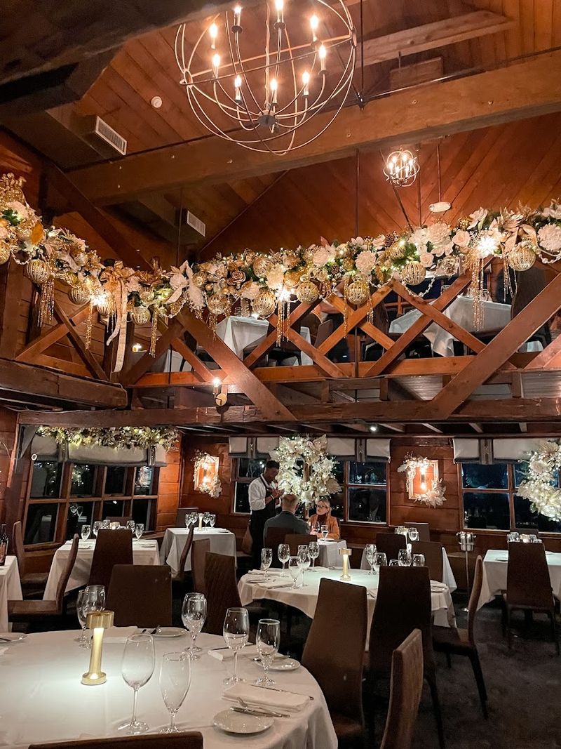 The Saddle River Inn - Saddle River