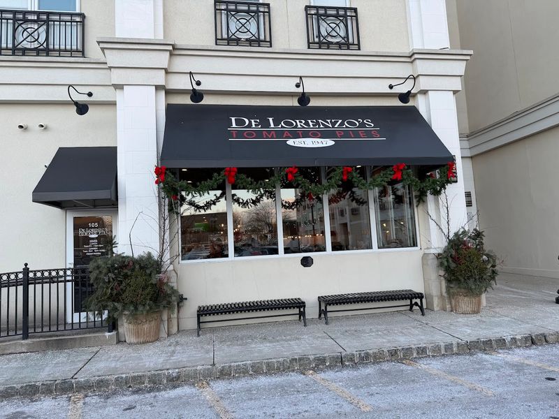 De Lorenzo's Tomato Pies, Robbinsville Twp, New Jersey