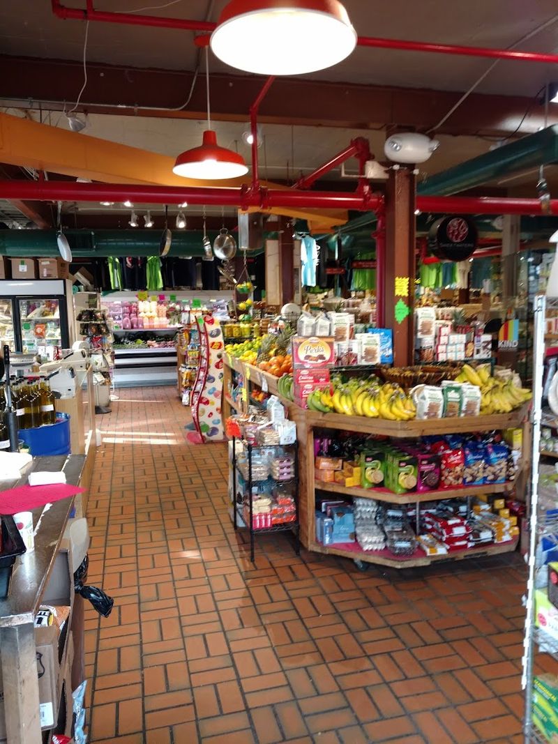 Best for curious eaters and browsers