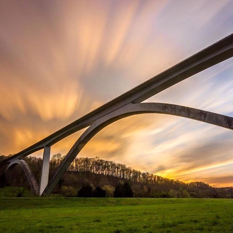 Natchez Trace Parkway Double Arch Bridge, Tennessee
