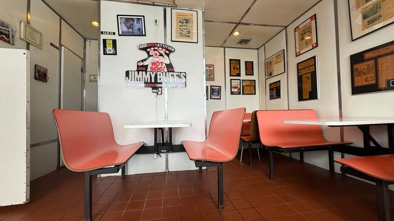 The Atmosphere Is Old School on Purpose