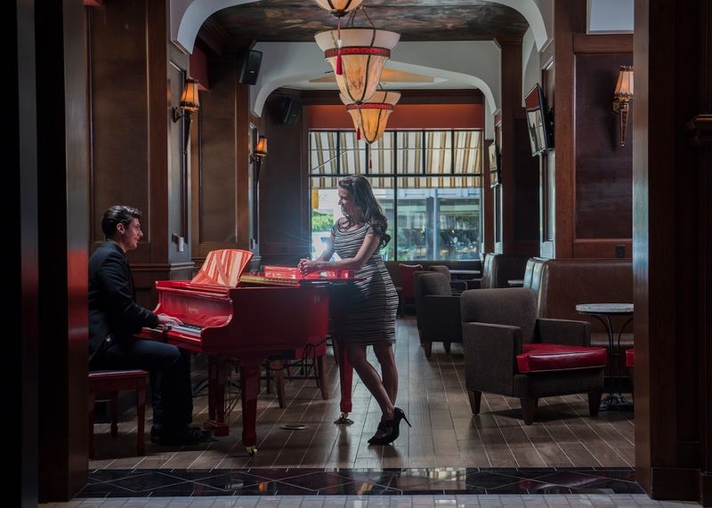 The Red Piano Lounge and Its Live Jazz Nights