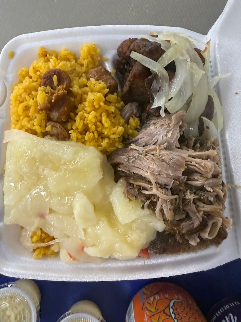 Family Meals That Feed a Crowd Without Breaking the Bank