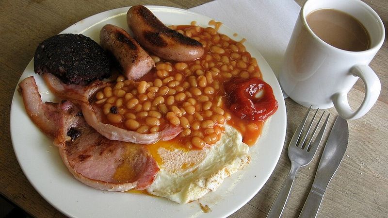 A Full English Breakfast at the Right Place
