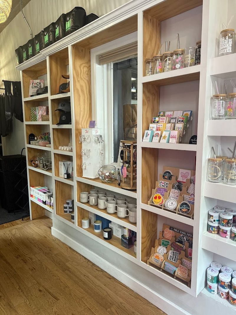 The Gift Shop and Small Extras That Make the Visit Feel Complete