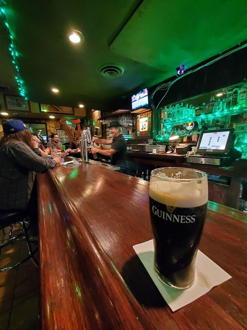 Ireland — Pub Culture & Genuine Kindness