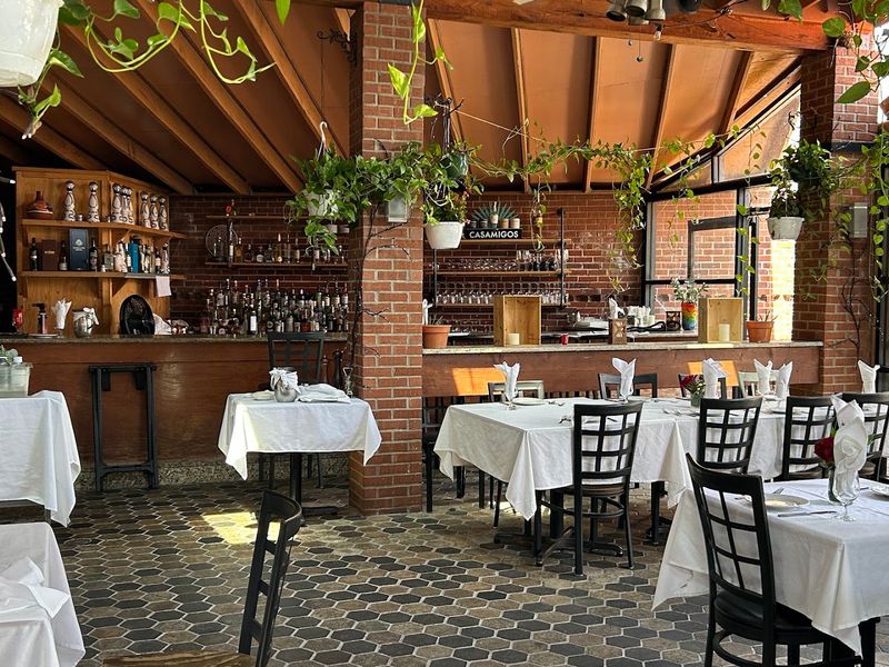 Service That Swings Between Memorable and Inconsistent