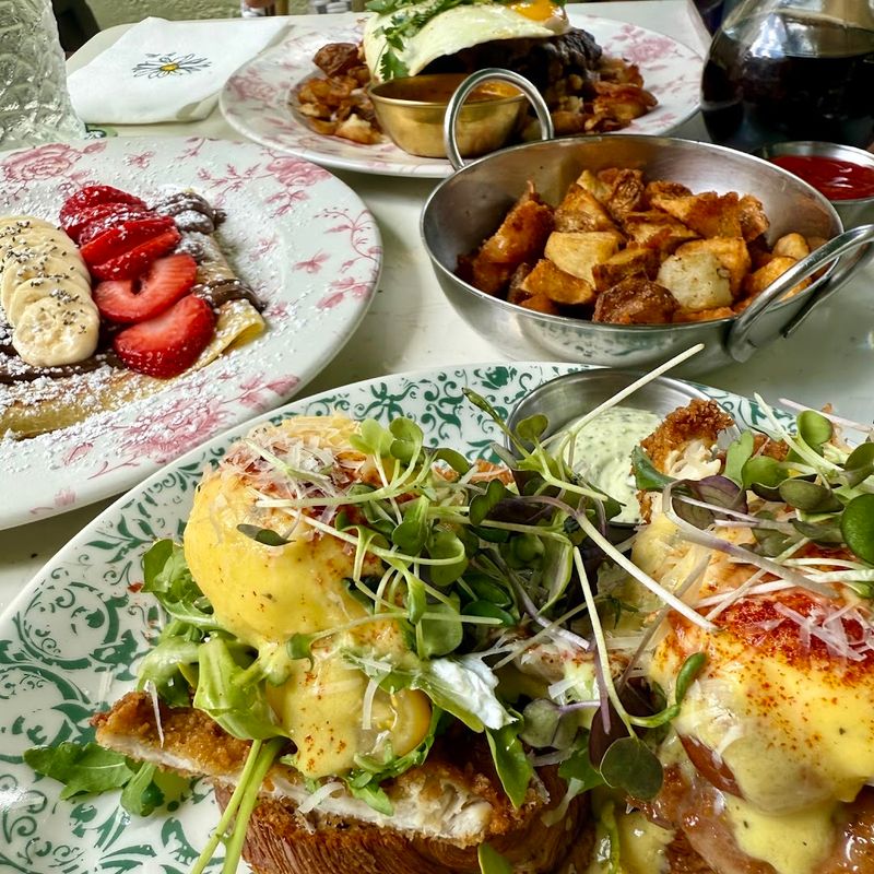 Why This Spot Keeps Drawing People Back