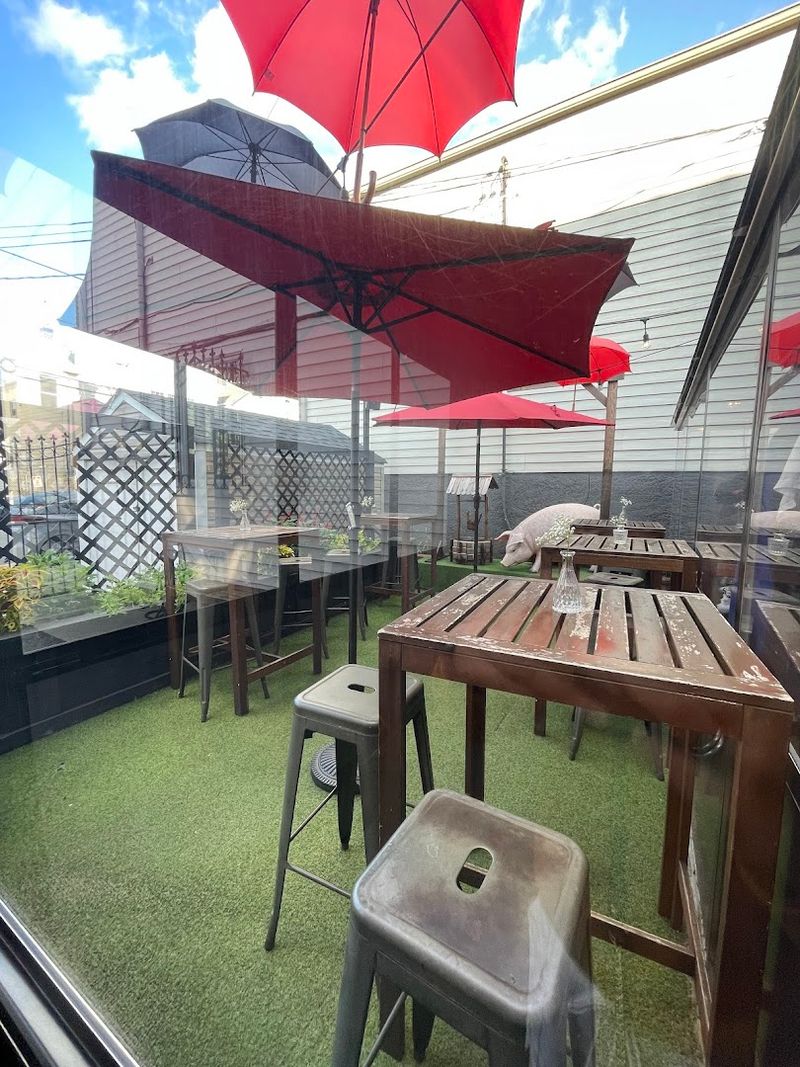 The Outdoor Seating Option