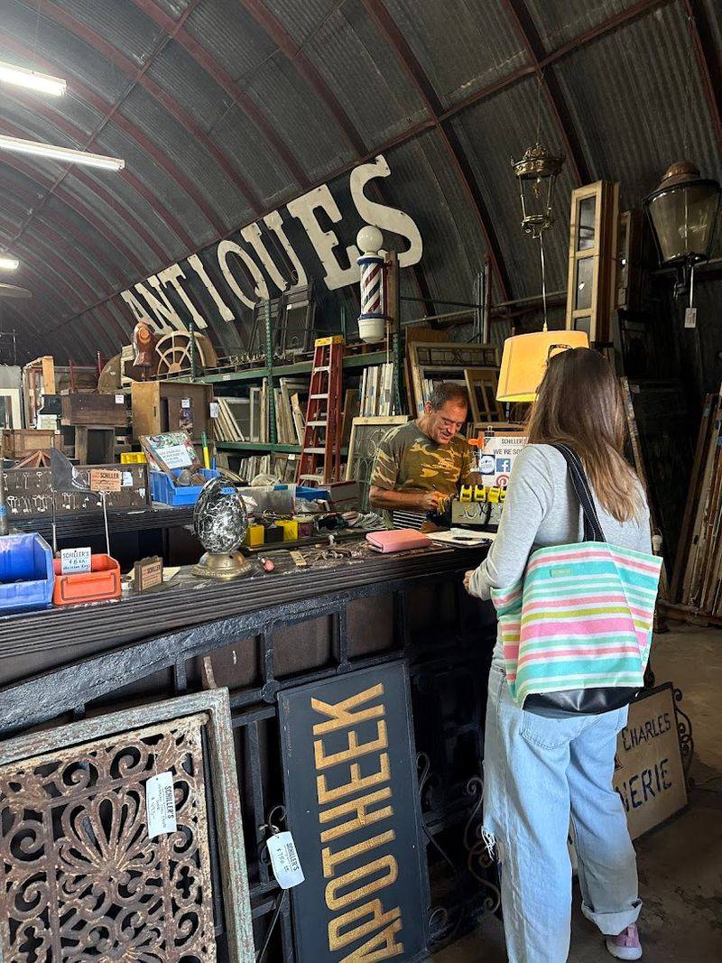 The Staff Experience: Friendly, Knowledgeable, and No Pressure