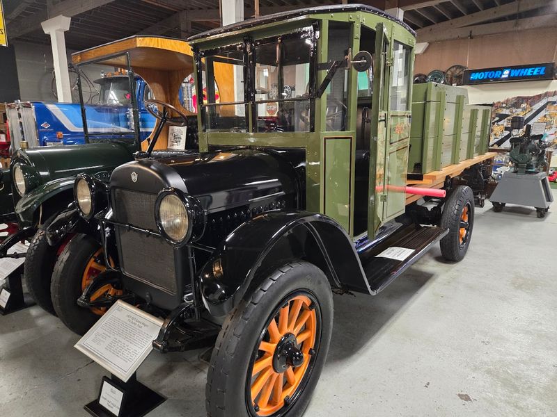 Beyond Cars: Tractors, Lawnmowers, and the Wider Olds Legacy