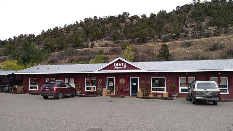 Dietz Market – Seven Valleys, Pennsylvania