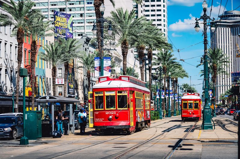 Canal Street (New Orleans, Louisiana) - Streetcars and Shopping