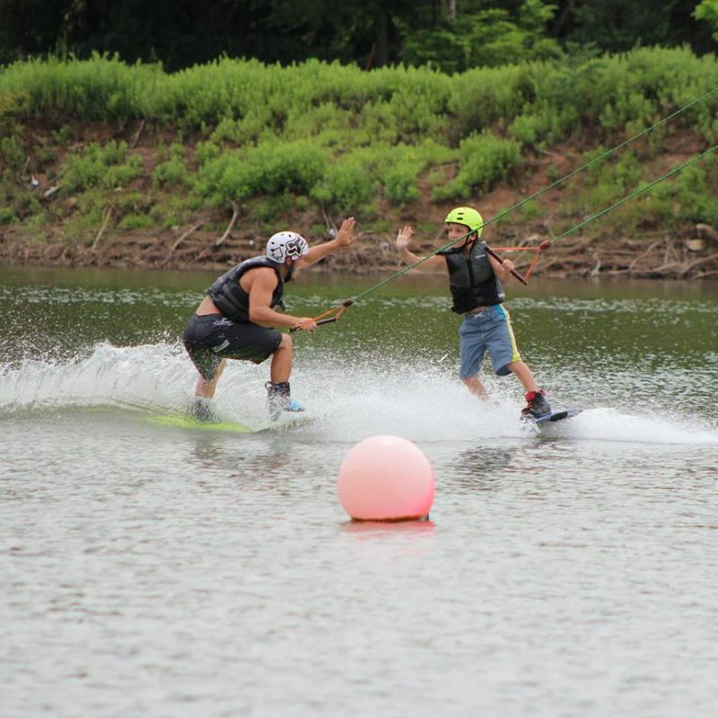 Beginner-Friendly Wakeboarding Lessons on the Water