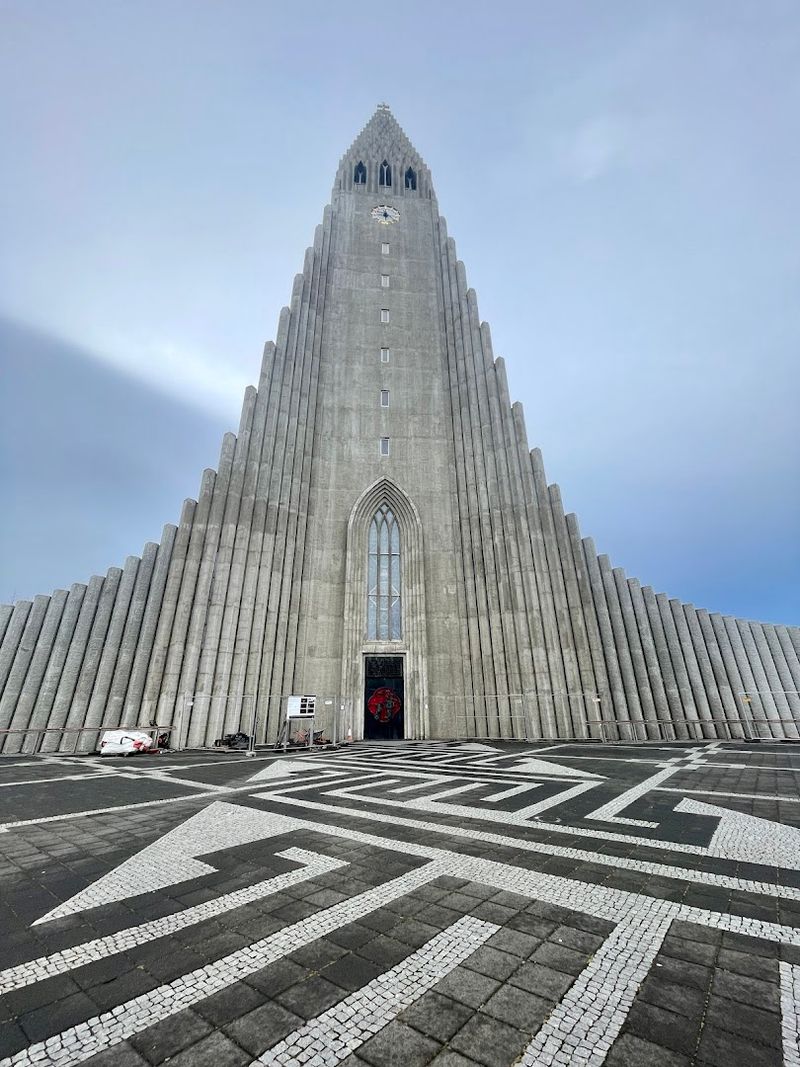 Hallgrímskirkja - Reykjavík, Iceland