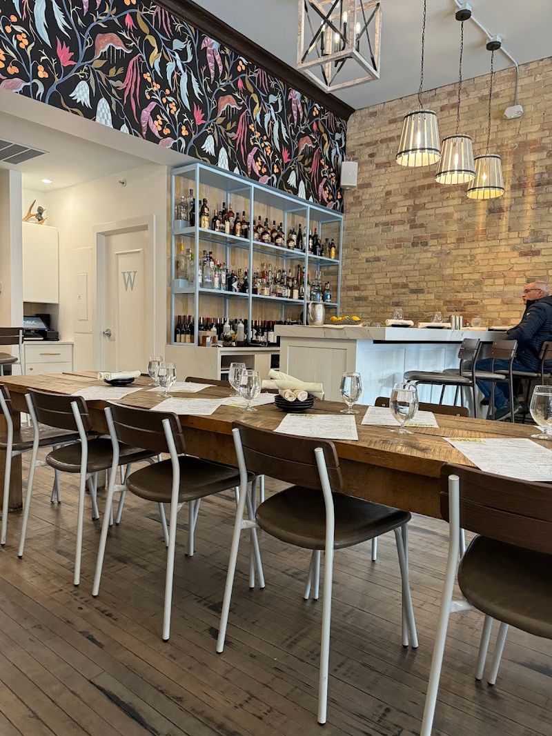 Service That Turns First-Time Visitors Into Regulars