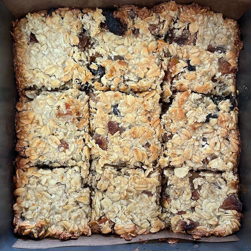 Flapjacks (Old-Fashioned Pancakes)