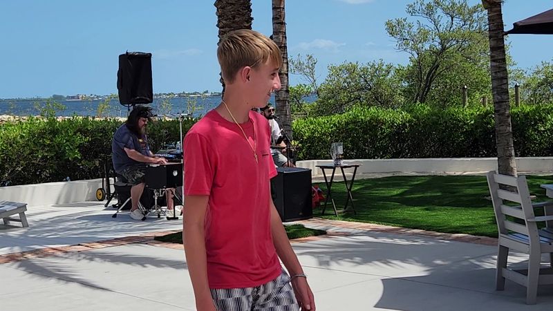 Live Music That Sets the Right Tone