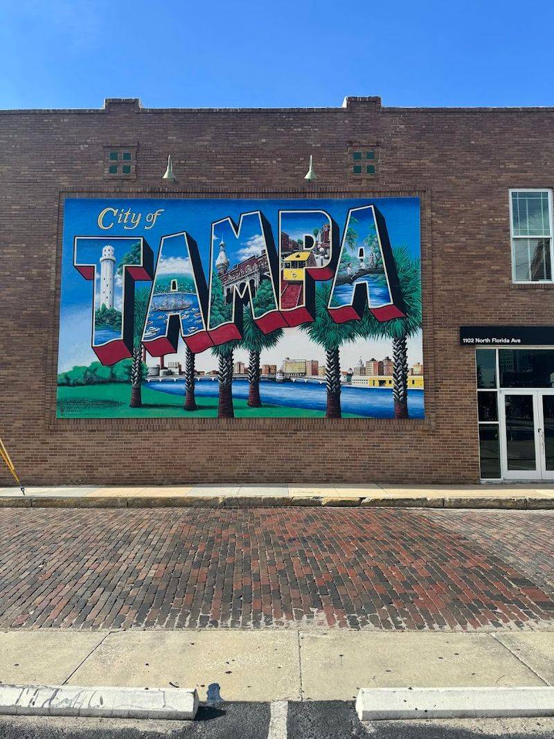 Booking, Hours, and What to Expect