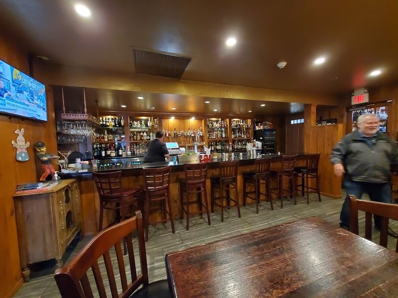 Weekend Crowds and the Best Time to Show Up