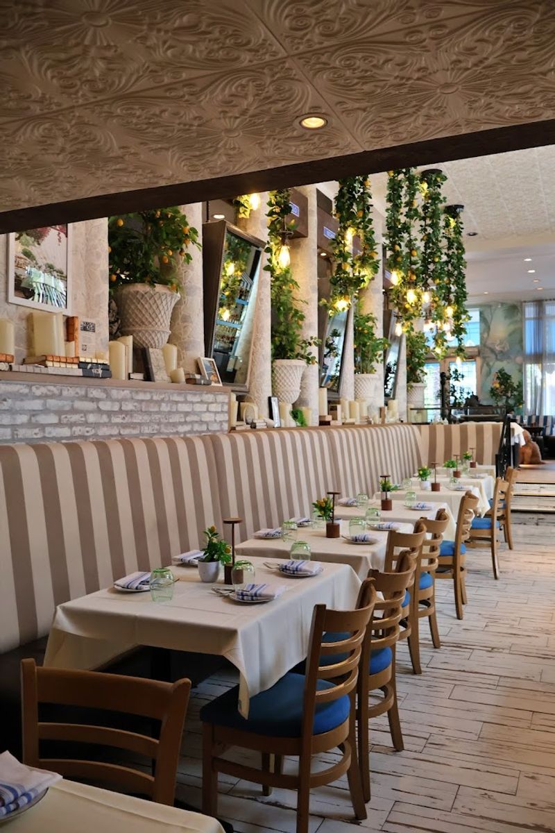 Room, Lighting, and Atmosphere