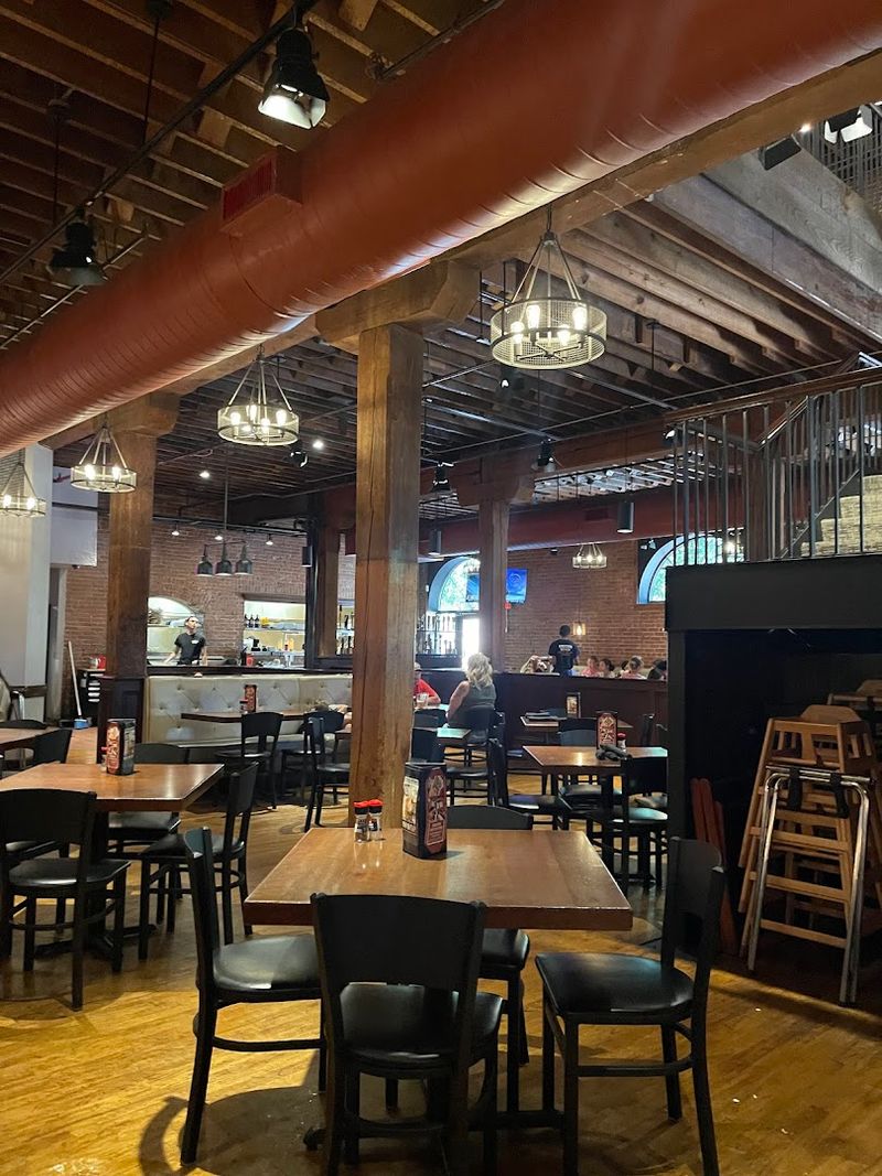 The Atmosphere Inside the Dining Room