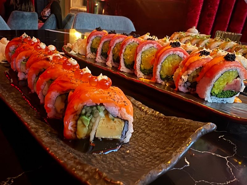 Sushi with real crowd appeal