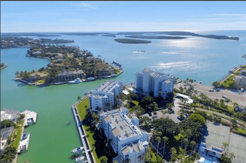 Boating and Island Hopping Near Marco