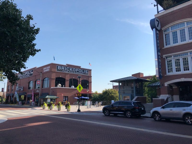 The Historic Warehouse Architecture: Beauty Built Into the Bricks