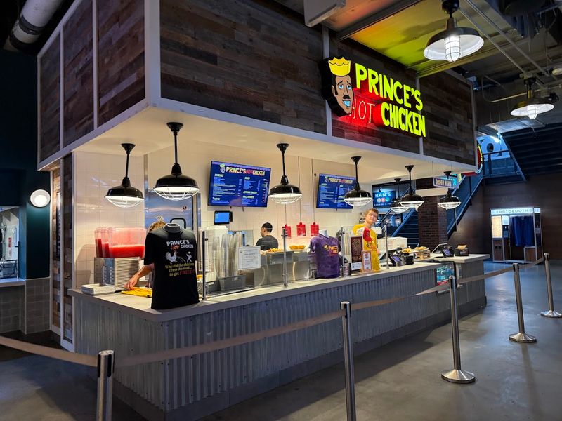Tennessee: Prince’s Hot Chicken, Nashville