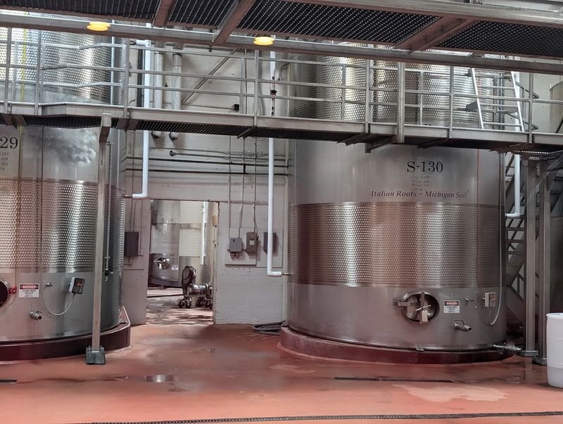 Tours turn curiosity into context