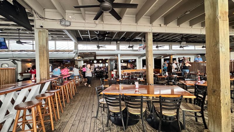 Service That Makes a Big Restaurant Feel Personal