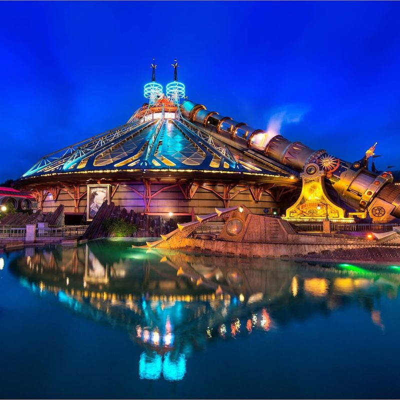 Space Mountain (Multiple Parks)