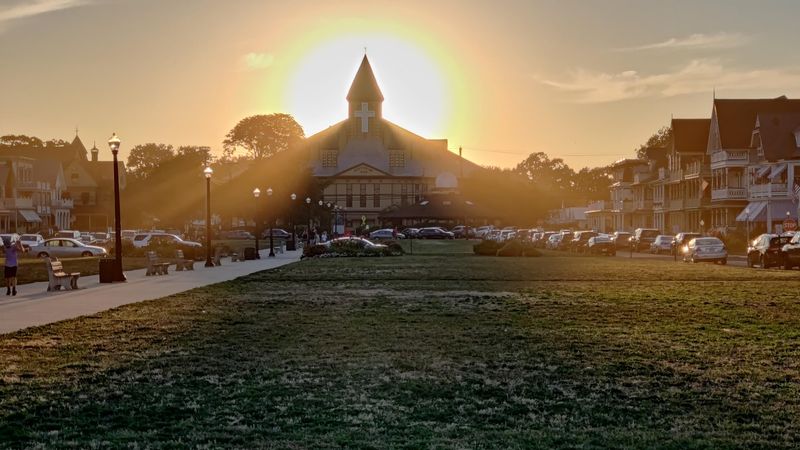 The Architecture That Stops People in Their Tracks