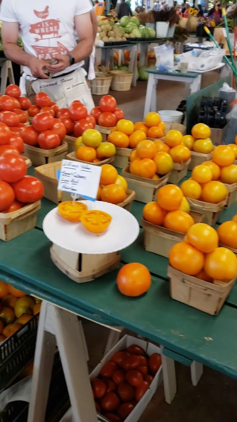 Fresh Food Vendors Worth Writing Home About