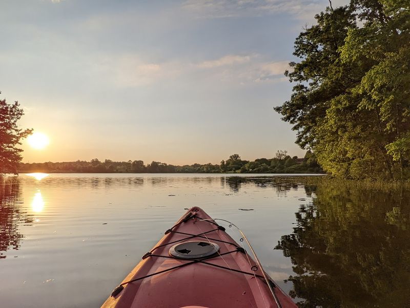 Paddling the Lakes: Canoes, Kayaks, and Rowboats