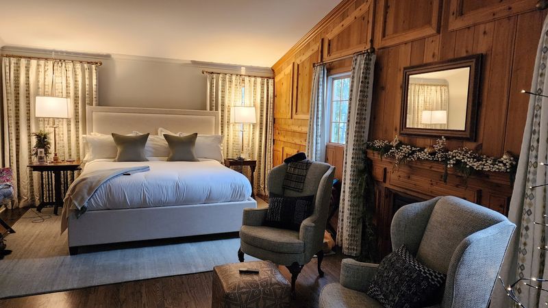 Guest Rooms That Balance Comfort With Character