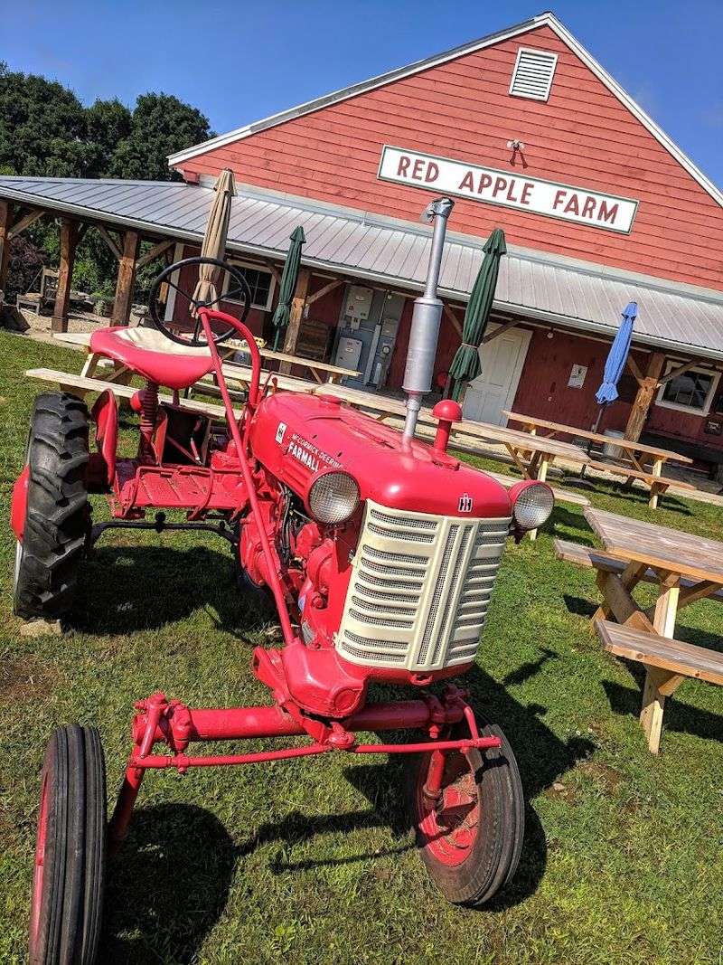 Red Apple Farm – Phillipston, Massachusetts