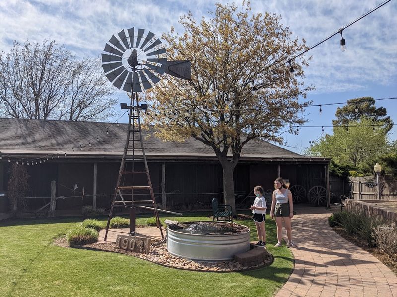 Outdoor Exhibits: Stepping Outside Changes Everything